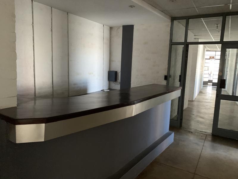 To Let commercial Property for Rent in Paarden Eiland Western Cape